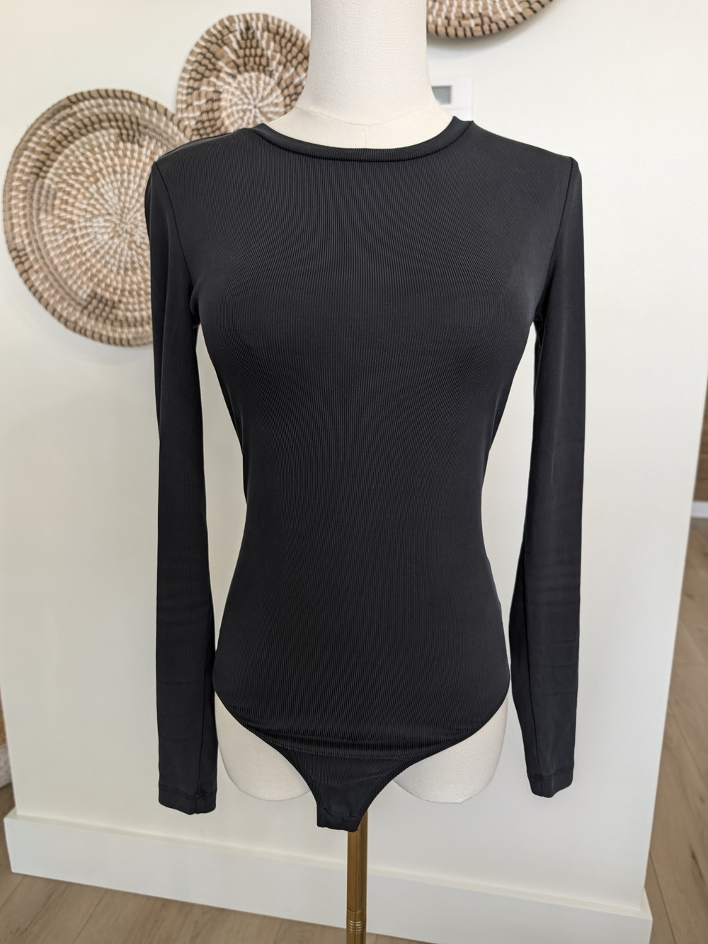 Elodie Apparel Black Ribbed Long Sleeve Bodysuit Size S